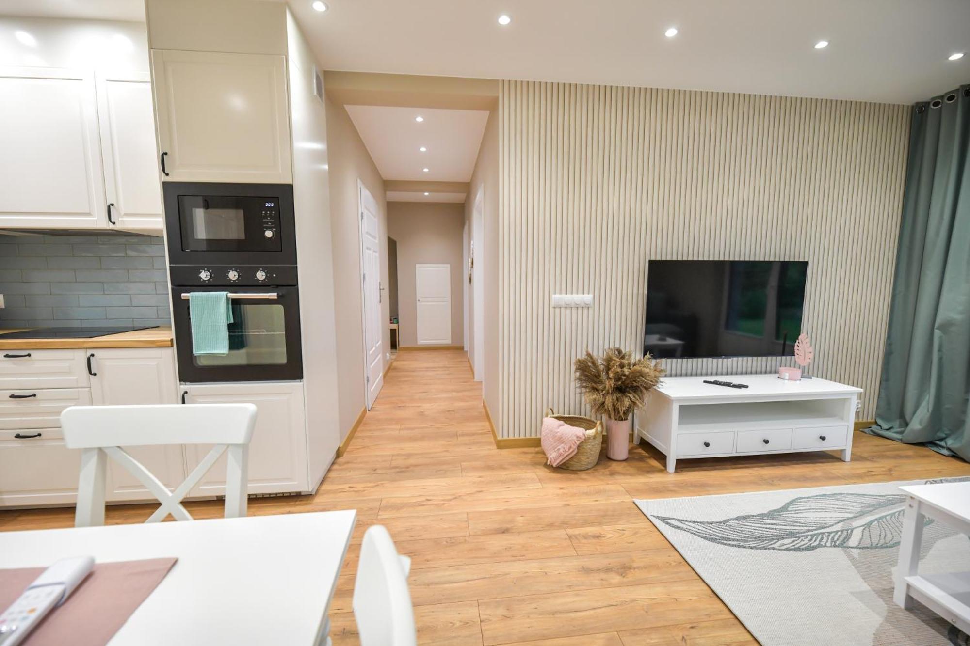Comfort Apartments Освиенцим Екстериор снимка