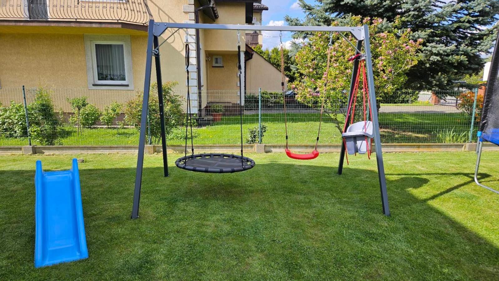 Comfort Apartments Освиенцим Екстериор снимка