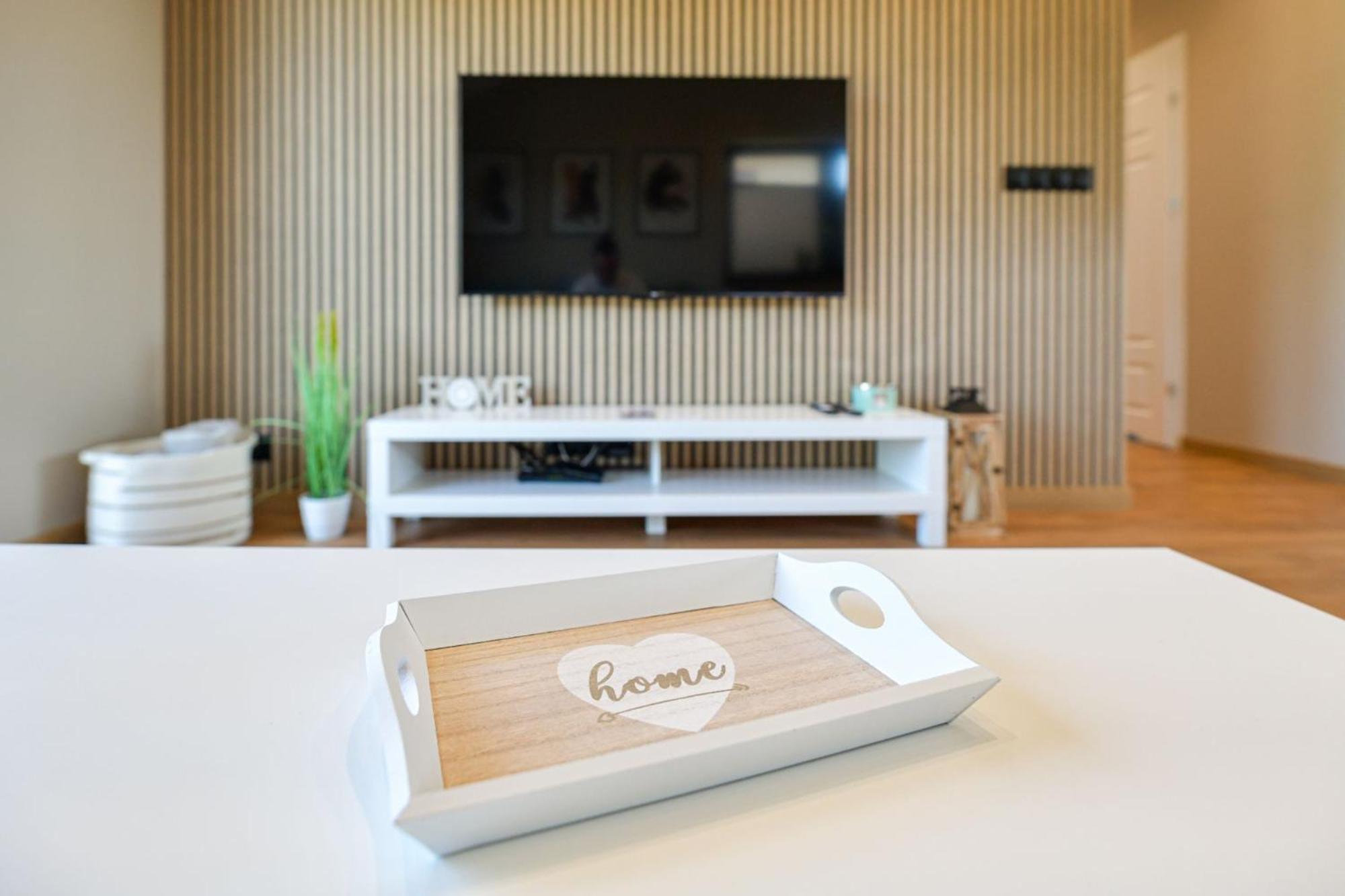 Comfort Apartments Освиенцим Екстериор снимка