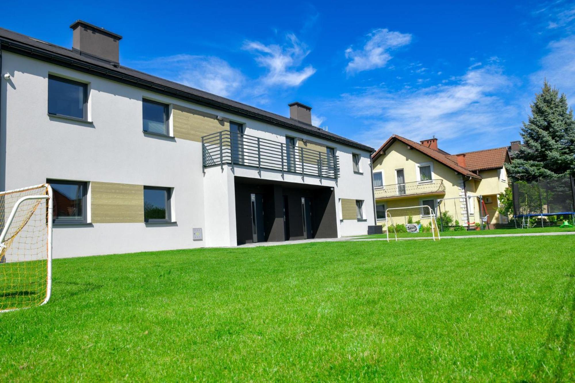 Comfort Apartments Освиенцим Екстериор снимка